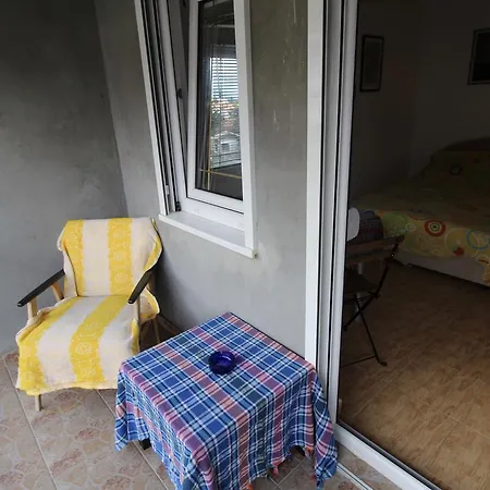Pod Lozom Sutomore Apartment Podgorica