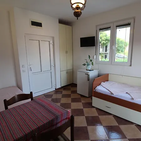 Pod Lozom Sutomore Apartment Podgorica